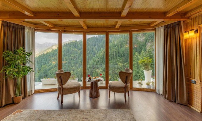 Banjar Villa | Discover Mandyukya Tandi: 4-Star Villas with Hot Tub