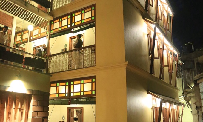 Ahmedabad City Centre Bed & Breakfast | Experience Mangaldas Ni Haveli II: Family-Friendly Retreat