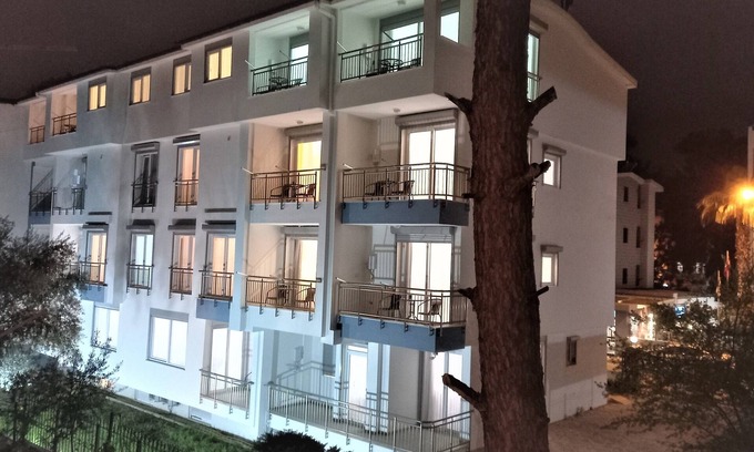 Altnkum Mahallesi Apartment | Cozy Mango Suite Apartment with Kitchen & Breakfast Options