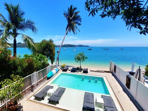 Wichit Apartment | Relax at Mango Tree Villa: 4-Star With Private Beach