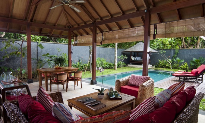 Jimbaran Bay Villa | Experience Oceanfront Bliss at Mango Tree Villas