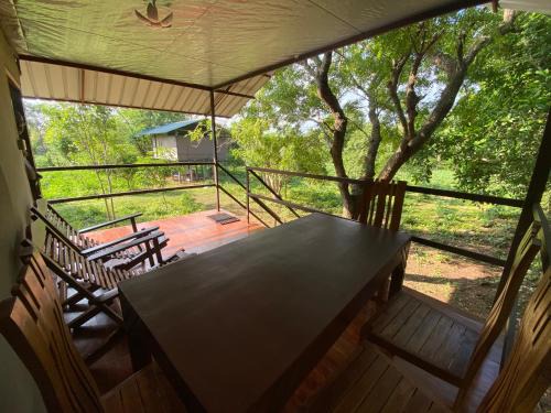 Pahala Maragahawewa Other | Charming Mango Villa Wilpattu: Pet-Friendly Stay with Breakfast