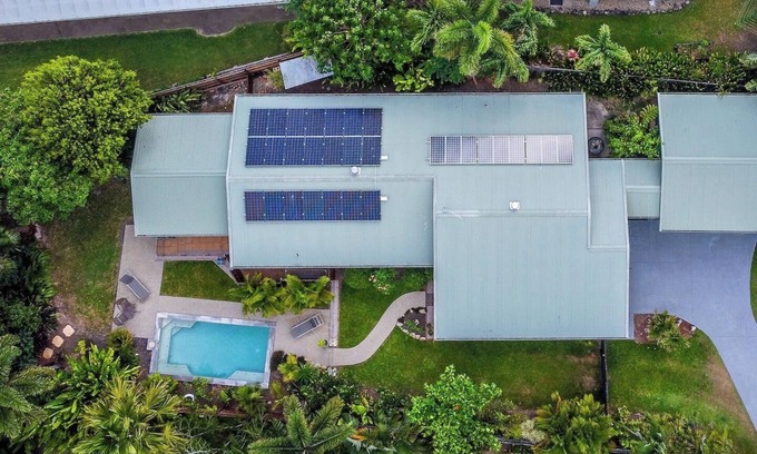 Clifton Beach Villa | Experience Mango Wood Villa - Oceanfront Family Retreat
