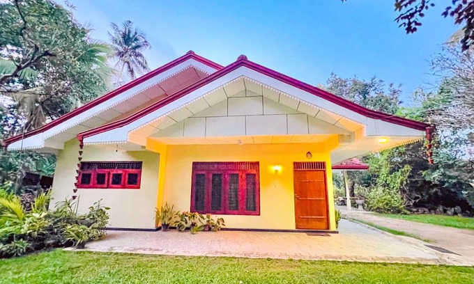 Weligama House | Budget-Friendly Stay at Mangrove Bay Inn - Rated 9.4/10