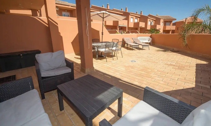 Puerto de la Duquesa Apartment | Manilva Beach: Ideal Apartment for Families and Golfers