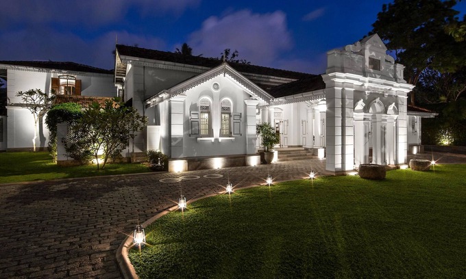 Colombo Hotel | Discover Maniumpathy: A 4-Star Gem with Spa & Pool