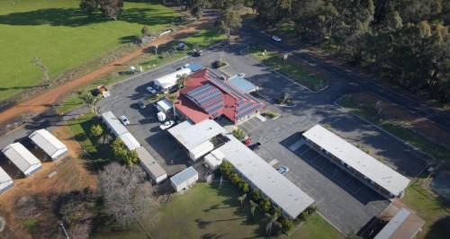Balbarrup Hotel | Convenient Manjimup Gateway Hotel: Family-Friendly Comfort