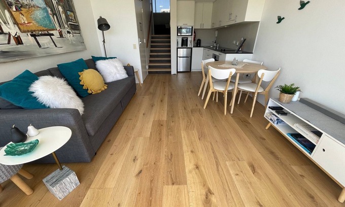 Manly Apartment | Seaside Escape at Manly with Ocean View and Pool Access