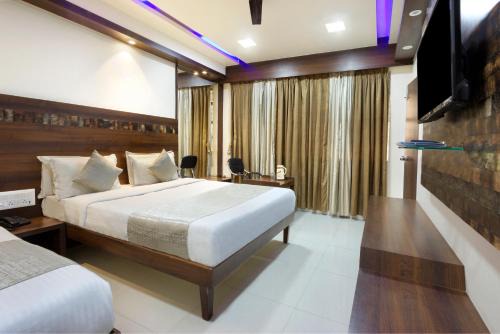 Mysore Hotel | Family-Friendly Mannars Deluxe Lodge with Great Reviews