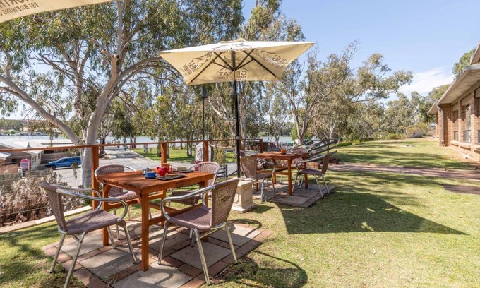 Mannum Hotel | Discover Mannum Motel: Wheelchair Accessible & Family-Friendly