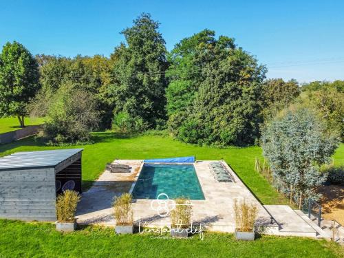 Coulaines House | Manoir d'Exception - 20 Personnes - Piscine, Baby-Foot & Tapis de Course