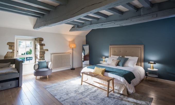 Malansac Bed & Breakfast | Experience Comfort at Manoir du Vau d'Arz Bed and Breakfast
