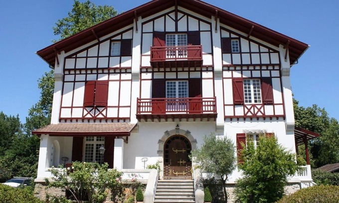 Soustons Villa | Discover Manoir Mer et Lacs - Family-Friendly Villa with Pool