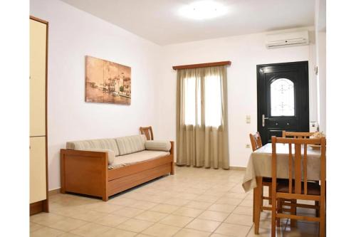 Merichas Apartment | Manolika Studio 3: Oceanfront Retreat for Family Getaways