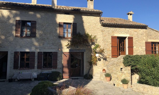 Faucon House | Manon, Provencal farmhouse, swimming pool and opposite Ventoux.