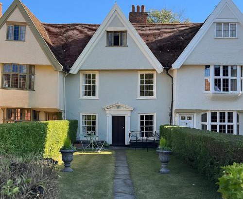 Cavendish House | Manor Cottage