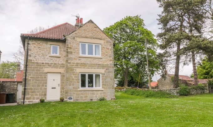 Pickering Cottage | Charming Manor Cottage: Pet-Friendly Retreat in Levisham