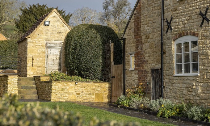 Tytherington Apartment | Discover Manor Farm: Your Gateway to The Cotswolds