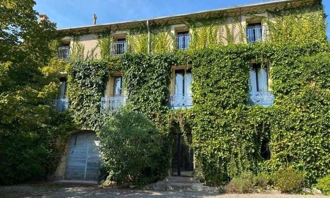 Castelnau-de-Guers House | Elegant Manor House with Private Garden and Pool Retreat