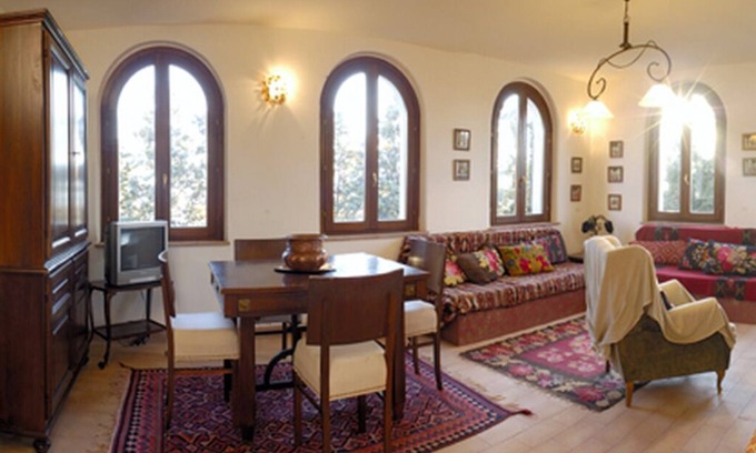 San Presto House | Enchanting Manor House Retreat in Assisi Countryside