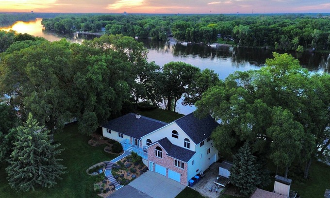 Champlin House | Escape to Manor on the River with Hot Tub & Kayaks