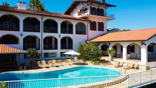 Tenorio House | Oceanfront Mansion with Private Beach and Scenic Views