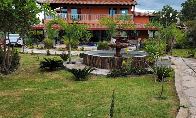 Aruana House | Discover Mansão Paraiso: Family-Friendly Retreat in Aruanã