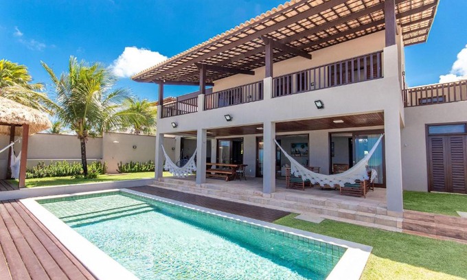 Muriu House | Oceanfront Luxury at Porto Mirim by Carpediem - Rated 10/10