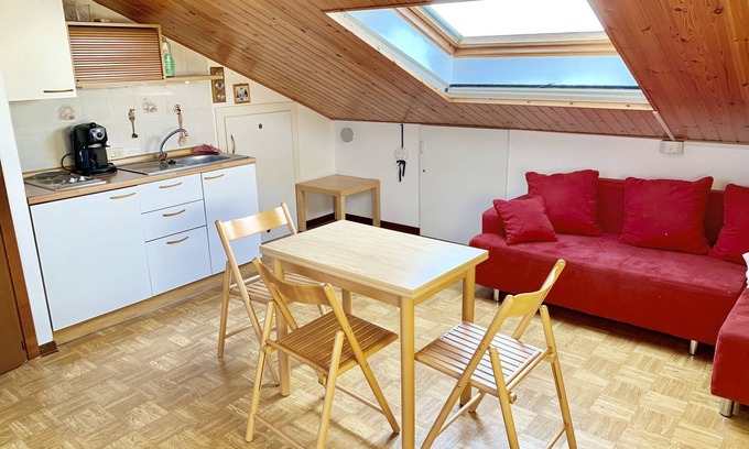 Grado Apartment | Cozy Countryside Mansard Apartment by Golf Course