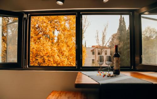 Chugureti Apartment | Discover Mansarda House: 4-Star Child-Friendly Retreat