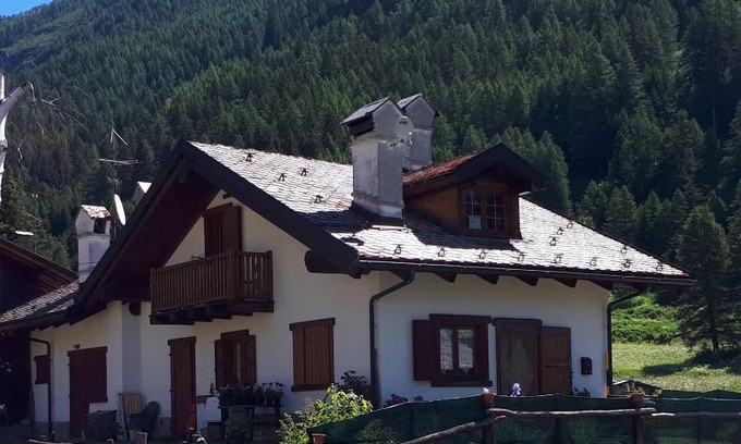 La Thuile Apartment | Book Your Stay at Mansarda - La Thuile with Family & Pets