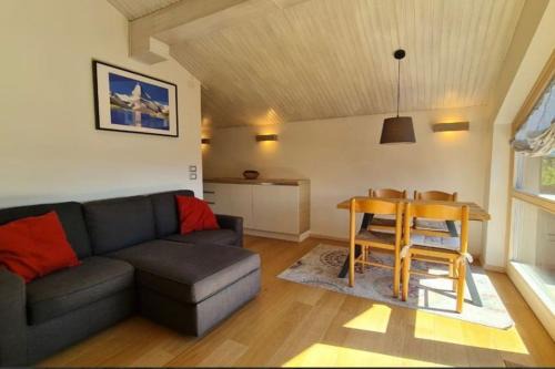 Lavarone Apartment | Family-Friendly Stay at Mansarda Veronica - Rated 9/10