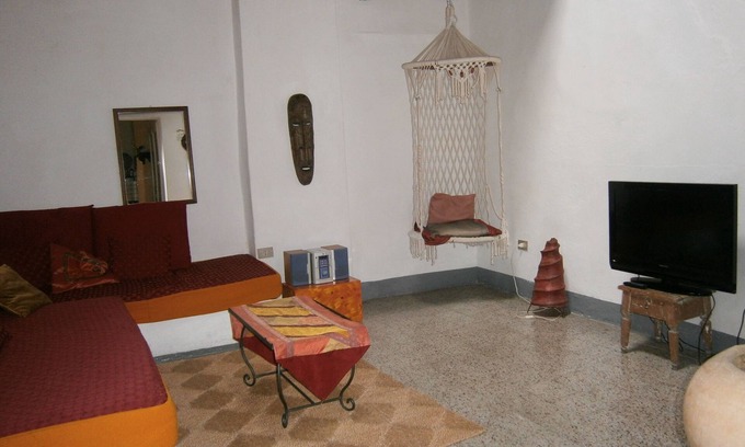 Pisa City Centre House | Oceanfront Mansion with 4 Rooms and Top-Rated Amenities