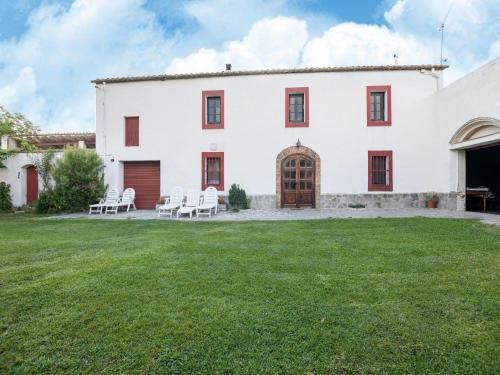 San Martin Sarroca House | Discover Belvilla by OYO Can Teulera: 4-Star Pet Friendly Stay