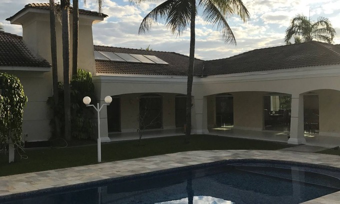 Jardim Acapulco House | Guest Rated 10/10: Mansion Jardim Acapulco with Ocean View