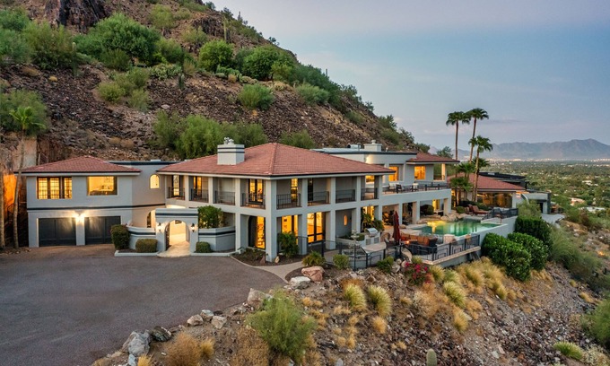 Paradise Valley House | Mountain Mansion Retreat: Breathtaking Camelback Views
