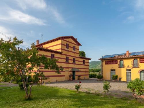 Pian di Sco House | Scenic Mansion in Pian di Sco with Private Terrace