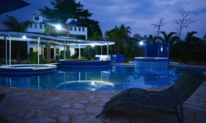 Restrepo Villa | Manuel Alejandro Vargas: Relax by the Pool and Spa