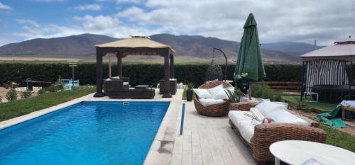 Coquimbo House | Manuia: Guest Rated 9/10 with Pool and Hot Tub Amenities