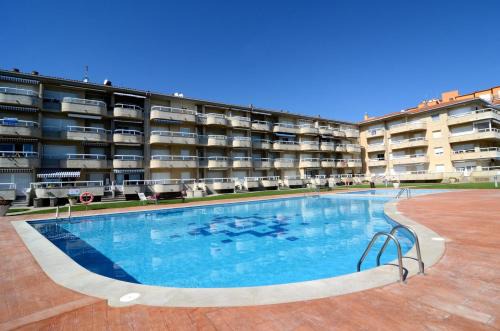 Els Griells Apartment | Oceanfront Comfort at MANUREVA III 2-C - Pet Friendly Stay