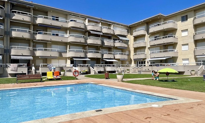 Els Griells Apartment | Discover MANUREVA VIII: Ocean View & Pet Friendly Retreat