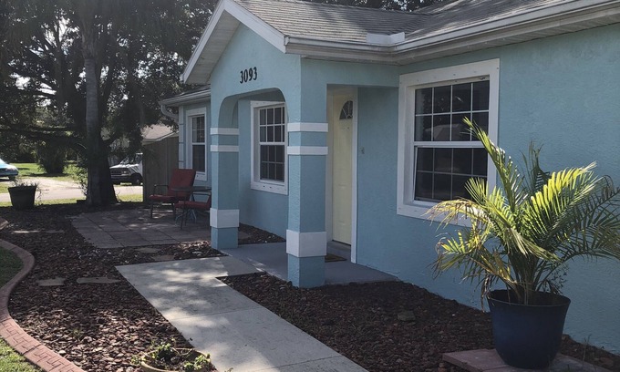 Harbour Heights House | Experience Waterfront Living with Public Boat Ramp & Fishing