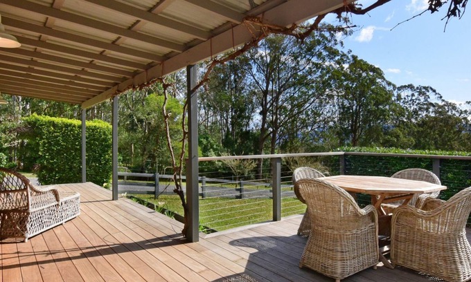 Kangaroo Valley House | Maple Cottage - Guest Rated 9.8 with Pool & Kitchen