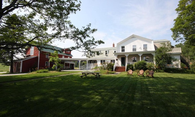 Hallowell Bed & Breakfast | Maple Hill Farm Inn: Guest Rated 9.5 with Spa & Dining