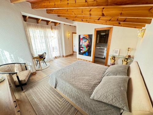 Guardamar del Segura Apartment | Discover Mar Azul Dúplex: Oceanfront Comfort Awaits