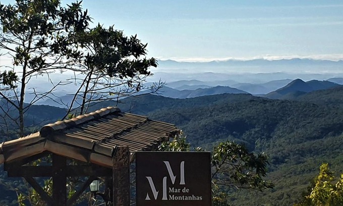 Lavras Novas House | Explore Mar De Montanhas: 4-Star Comfort with Breakfast