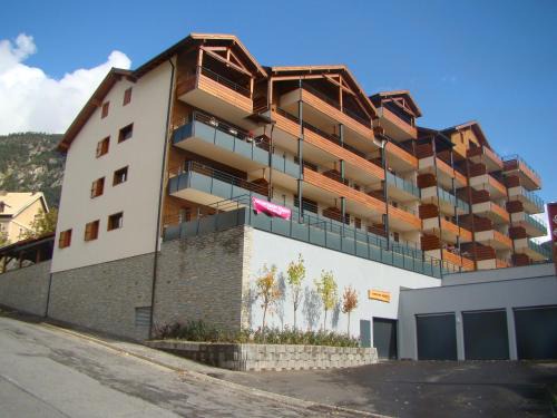 Briancon Apartment | Comfortable Mar Mar Apartments: Rated 9.2, Family-Friendly!