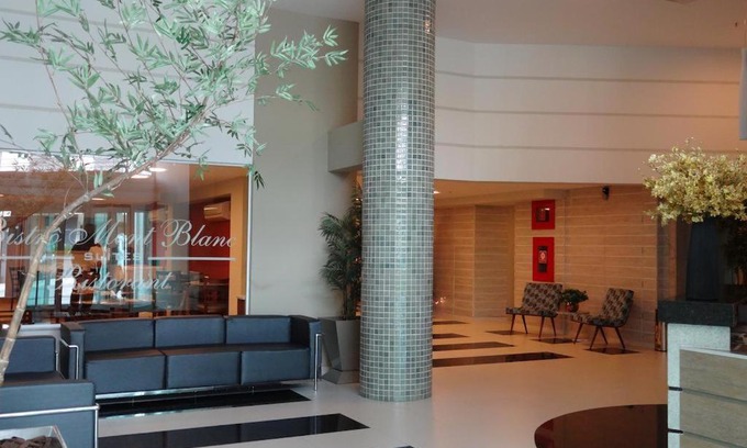 Palmeiras Hotel | Budget-Friendly Mar Suítes Yguassú with Delicious Breakfast
