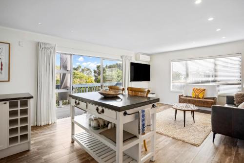 Maraetai House | Family-Friendly Getaway at Maraetai Beach House