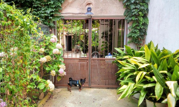 Sant Antoni de Calonge Bed & Breakfast | Pet-Friendly Marakasa B&B with Oceanfront Views